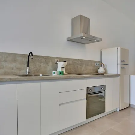 Kokomo Beachfront Apartman Cotillo